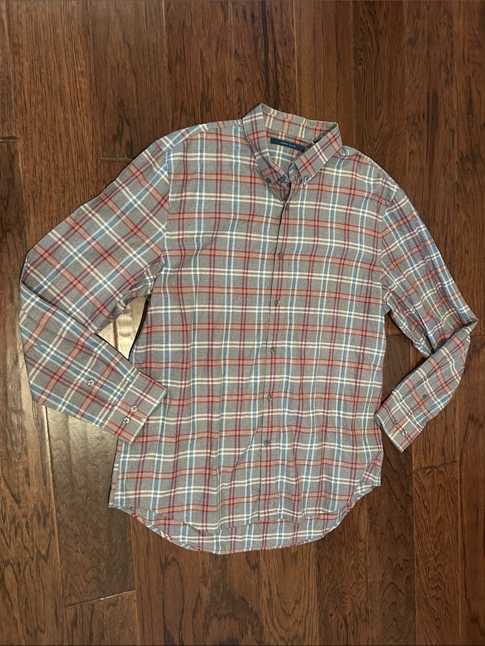 Perry Ellis Long-Sleeve Plaid Button-Down Shirt